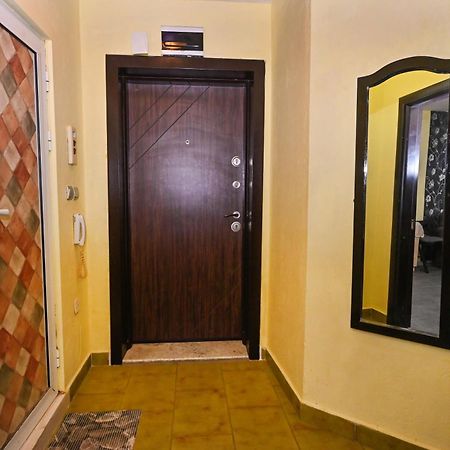 Eli Apartment Burgasz Kültér fotó