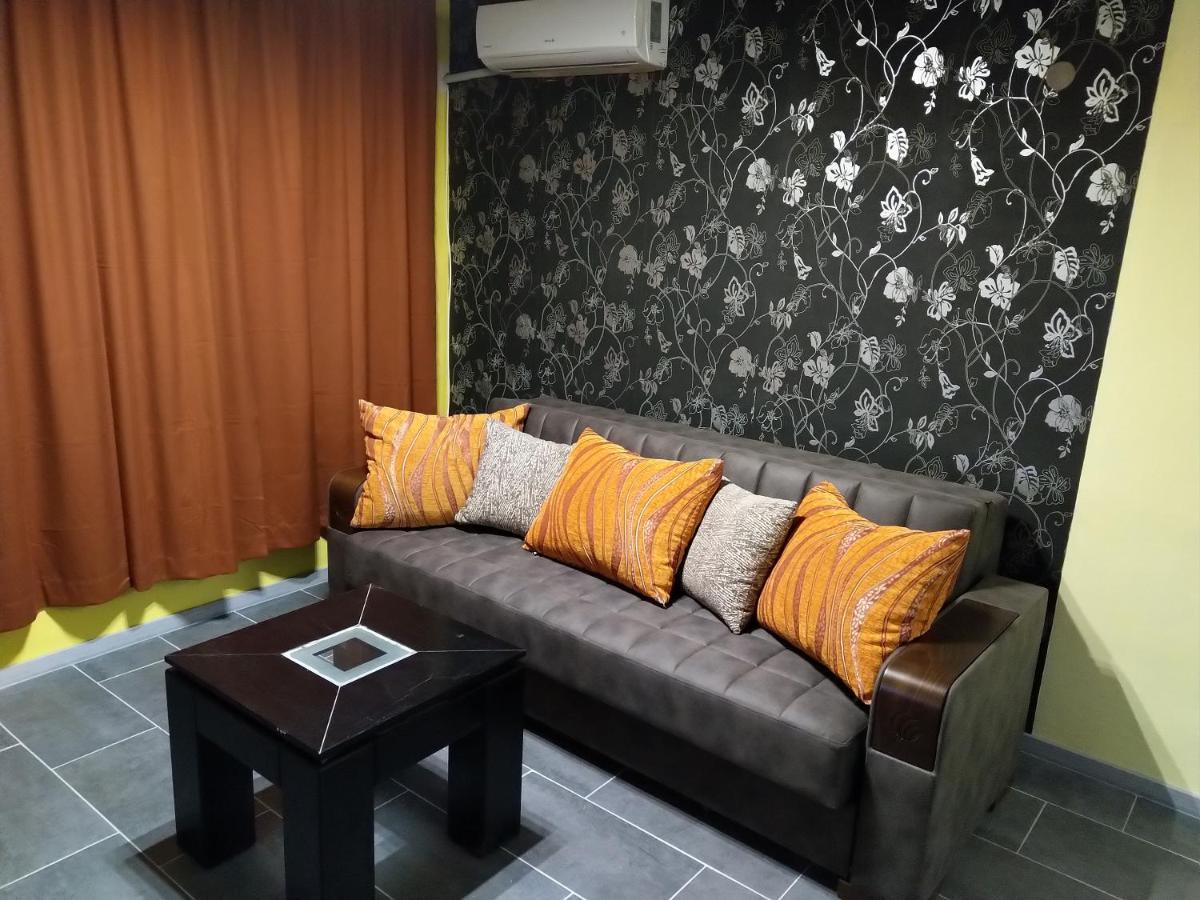 Eli Apartment Burgasz Kültér fotó