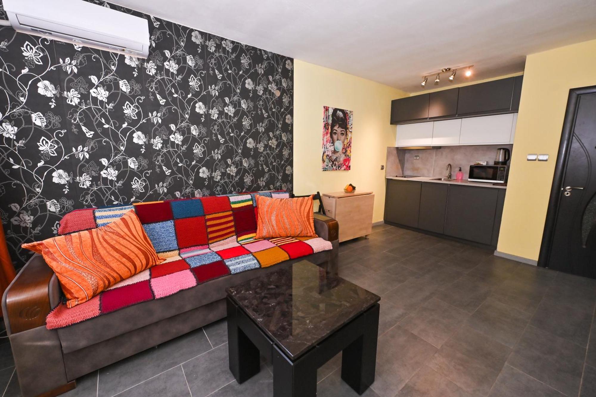 Eli Apartment Burgasz Kültér fotó