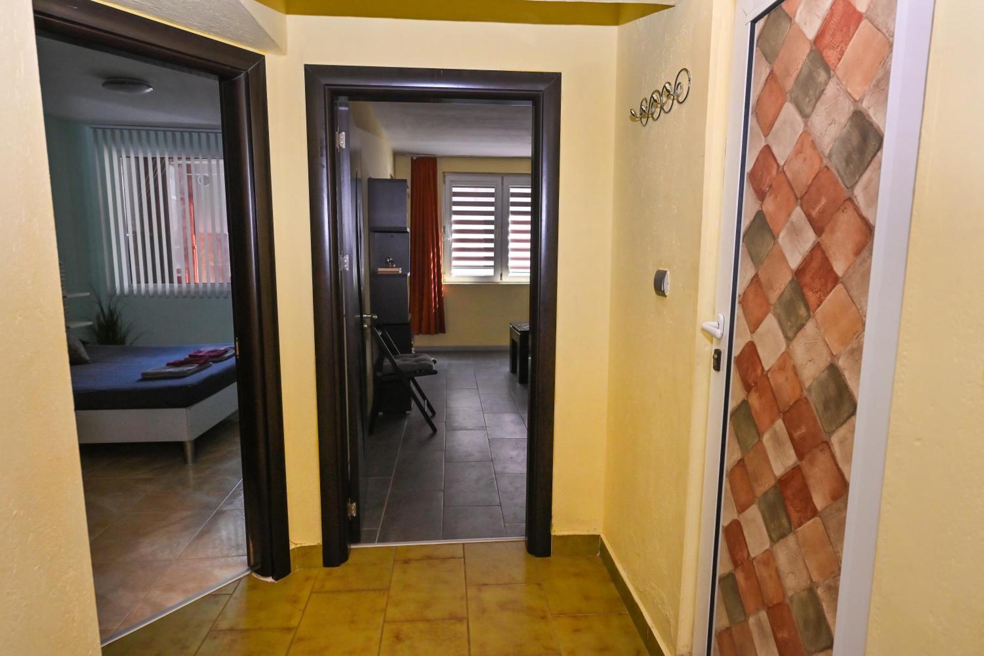 Eli Apartment Burgasz Kültér fotó