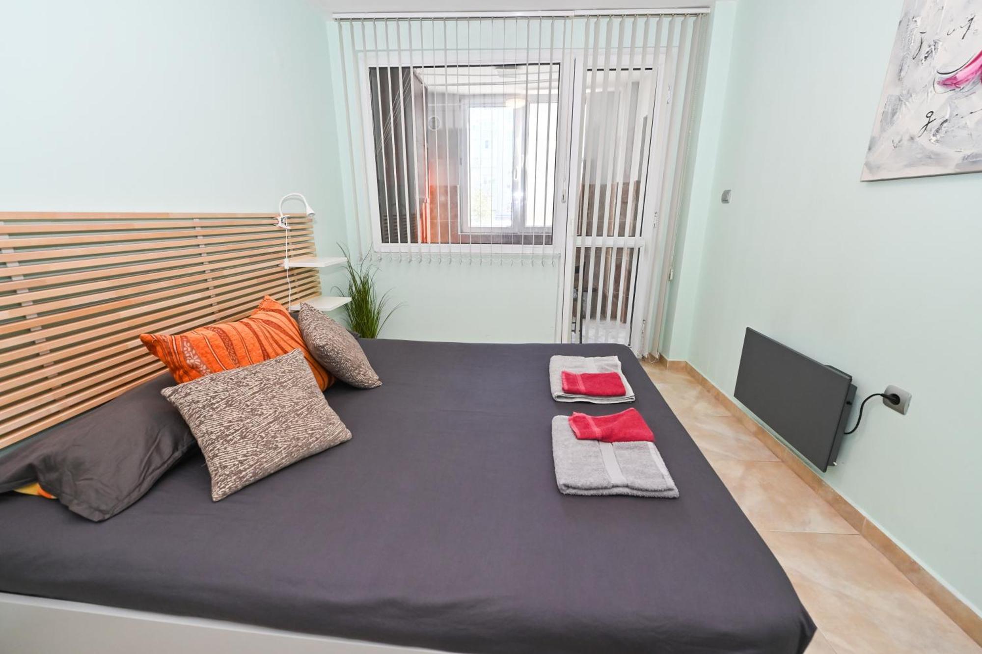 Eli Apartment Burgasz Kültér fotó